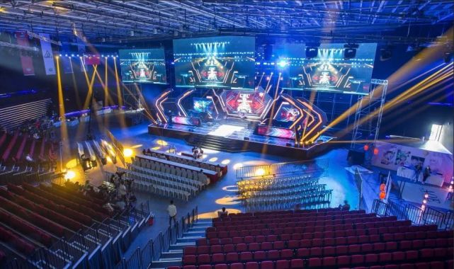 在崔勇的领 在崔勇的领