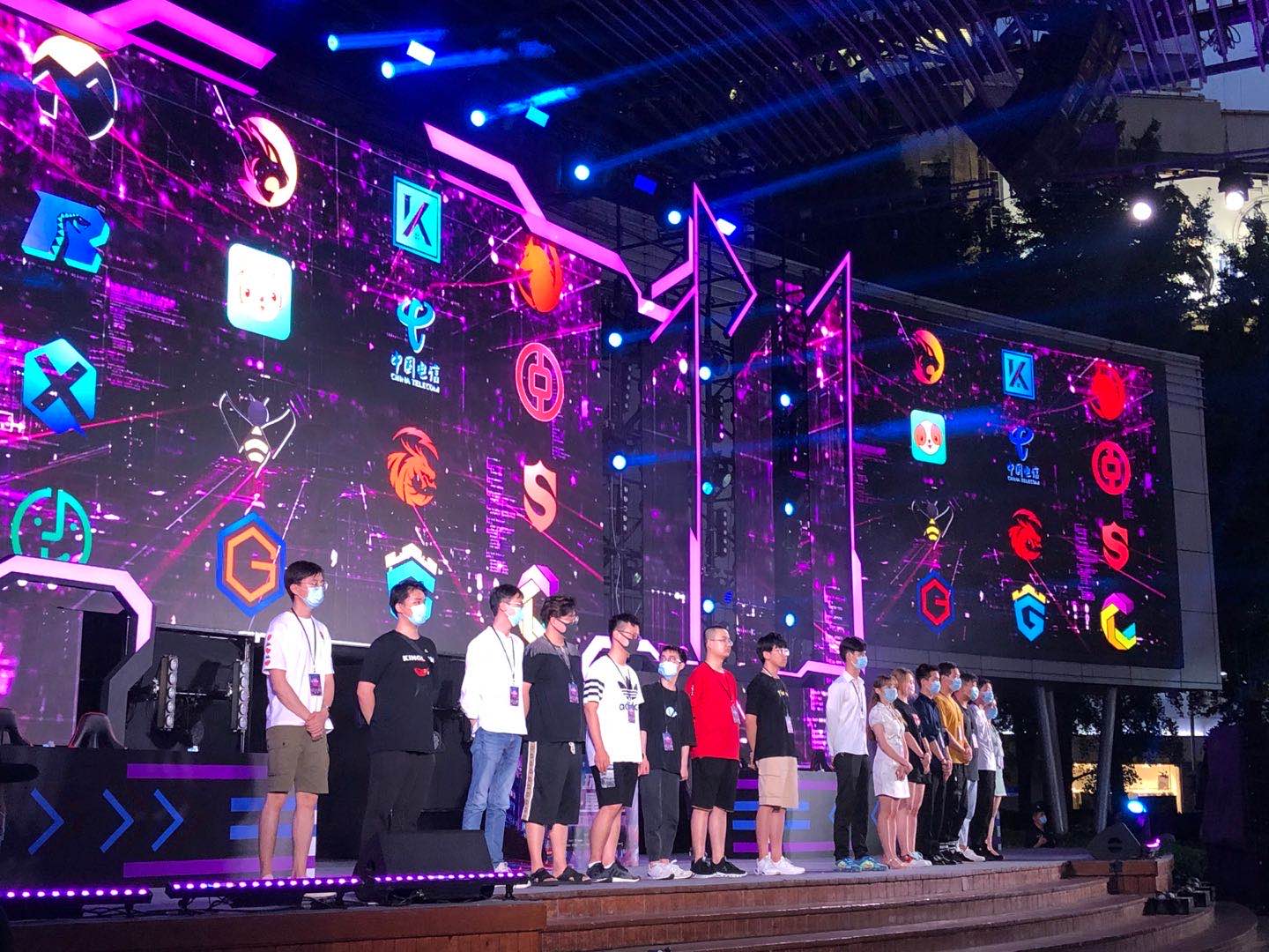 际行动改变 际行动改变