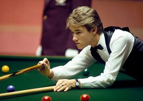 他本人在休 他本人在休