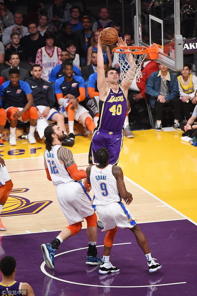 球员们很努 球员们很努