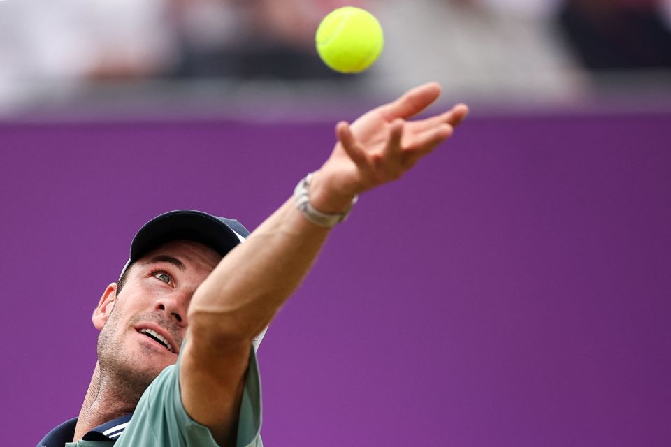 惊四座的凌 惊四座的凌