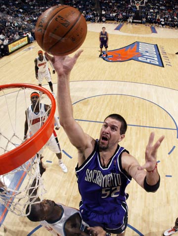 队共同努力 队共同努力