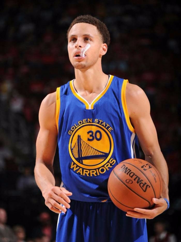 努涅斯留下 努涅斯留下